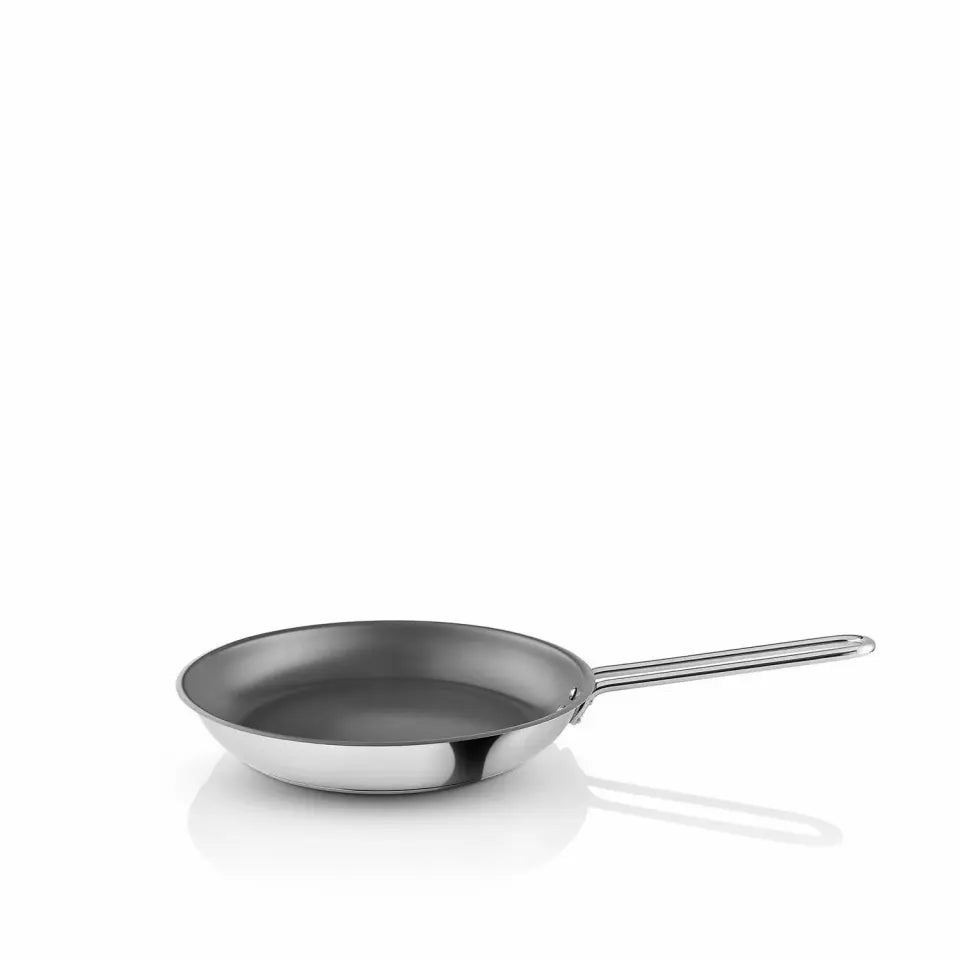 Eva Solo Stainless Steel Bratpfanne 24 cm Slip-Let® Laser Titanium